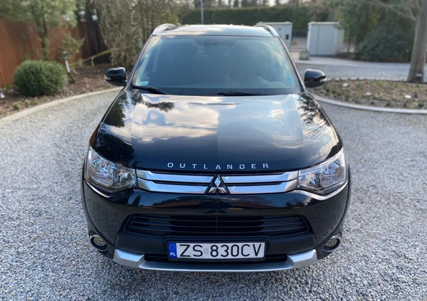 Mitsubishi Outlander cena 67900 przebieg: 129000, rok produkcji 2014 z Bydgoszcz małe 56